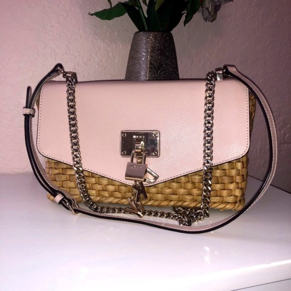 NWOT DKNY Pink Elissa Woven Shoulder Bag Adjustable Strap Flap Purse Handbag Bag